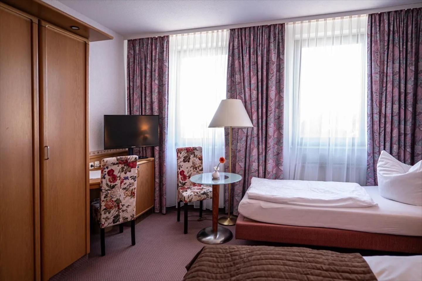 Familien-Hotel Am Traenkbachtal Frauenwald Zewnętrze zdjęcie